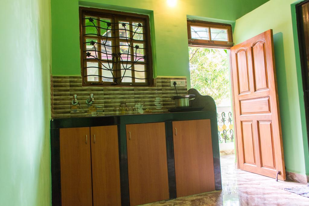Guest house Monica Varca